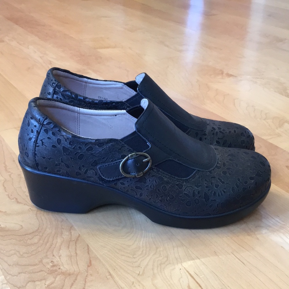 Alegria Enyah Fashion Wedge In Treasure